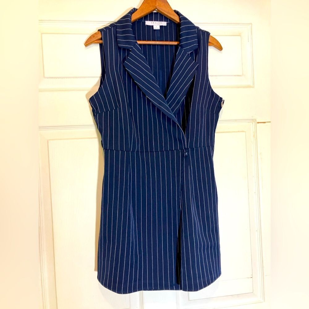 Favlux Fashion shorts romper, pinstripe, excellent condition, large